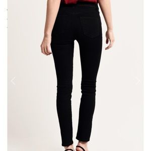 J BRAND RUBY 30 HIGH RISE CIGARETTE JEAN